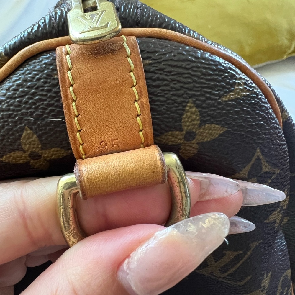 **SOLD**Authentic Louis Vuitton Speedy Bandoulière 35 - Picture 7 of 17